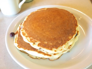 バターミルクパンケーキ(201106@カフェハレイワ)