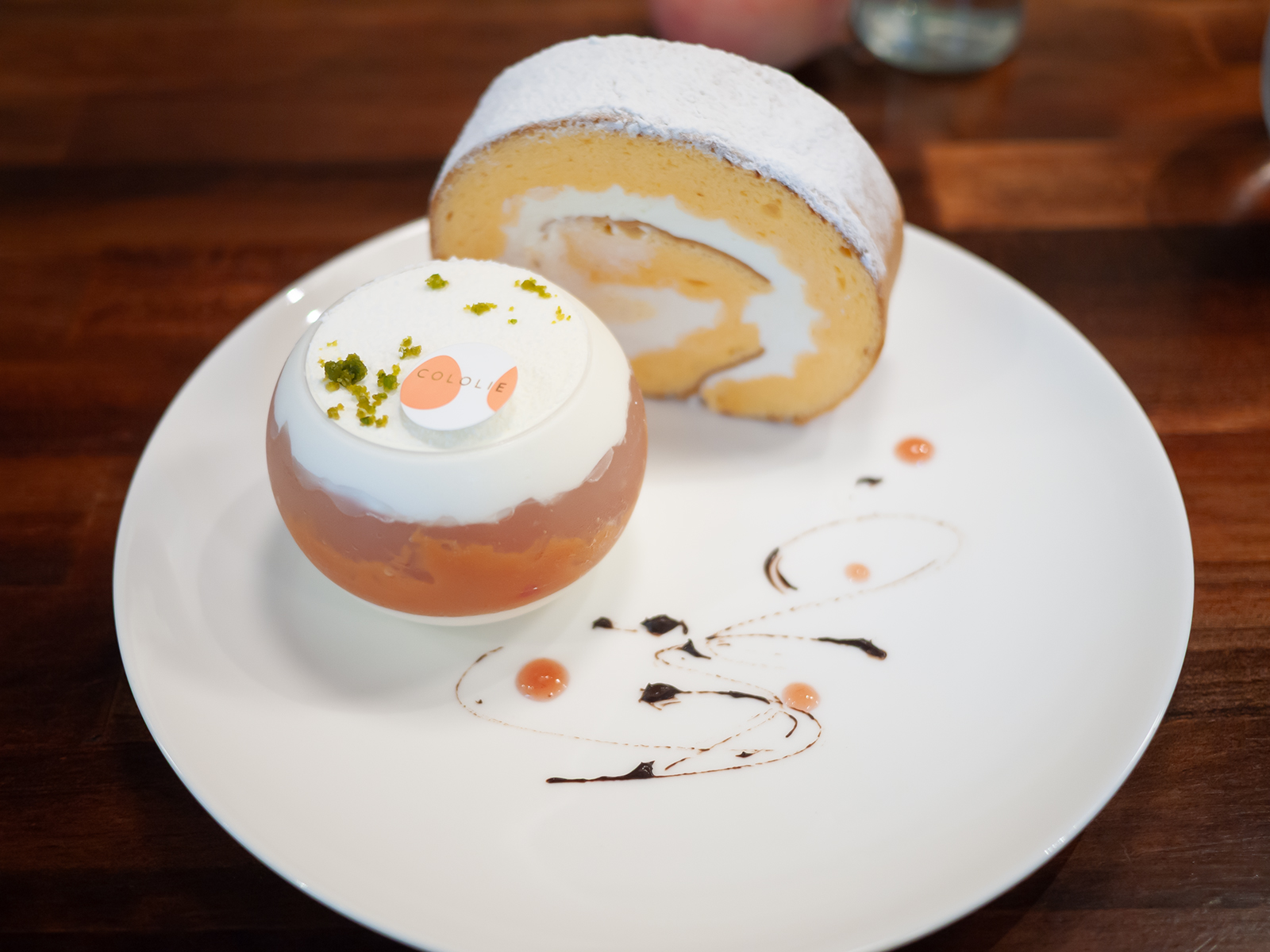 ロールケーキとパンプルライチ